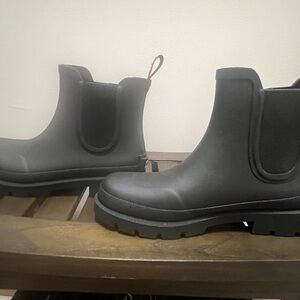 New Mens Hunter Orford Black Rubber Waterproof Chelsea Rain Boots Size 8 M NWOB